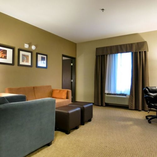 Comfort Suites Saskatoon Accessible 1 Bedroom Suite
